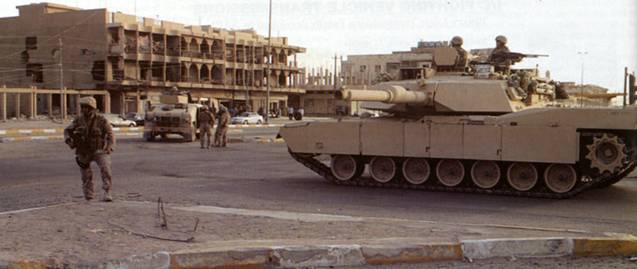 Танки М1А1, М1А2 "Абрамс" во время патрулирования охраняемых районов в Ираке (май – июль 2005 г.)