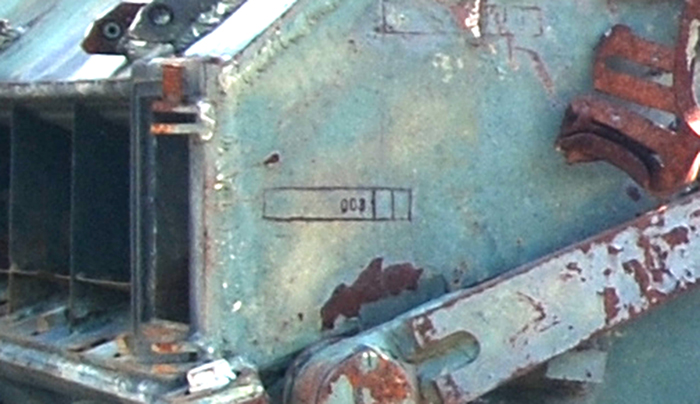





Серийный номер №3 на кормовой части танка молот