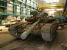 Танк Т-64Б в цехах завода им. Малышева ожидает модернизации