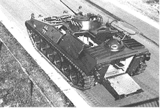 RU 361 1966 года – прототипы машины SPz-neu растут: здесь   показана первая машина с 6-опорной ходовой частью и с пулеметной установкой на корме