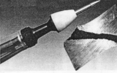 Снаряд APFSDS-T Мк2, разрабатываемый фирмами Bofors и QinetiQ, имеет поддон седельного типа с уменьшенной паразитной массой и с сердечником, который увеличивает бронепробивные характеристики на 25-50%.