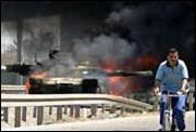 Уничтоженный огнем РПГ в Багдаде танк «Абрамс»,  поражение гранатой привело к возгоранию топливных баков, расположенных в передней части корпуса.
