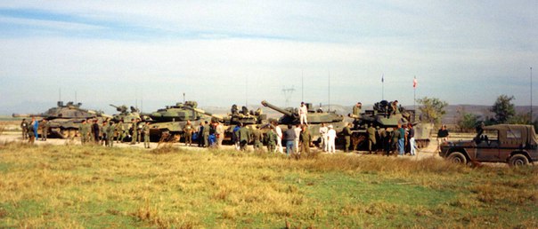 «Абрамс М1А2»,  «Леопард-2АS»,  «Леклерк АМХ-56»,  «Челленджер-2Е», Т-80 и Т-84. рис. 