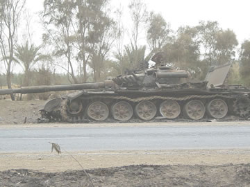 Т-72 на  дороге к Багдаду