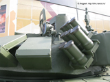 Установка ДЗ на башне аналогична Т-72Б3. У наводчика установлен многоканальный прицел «Сосна-У» разработанный белорусским ОАО «пеленг». 
